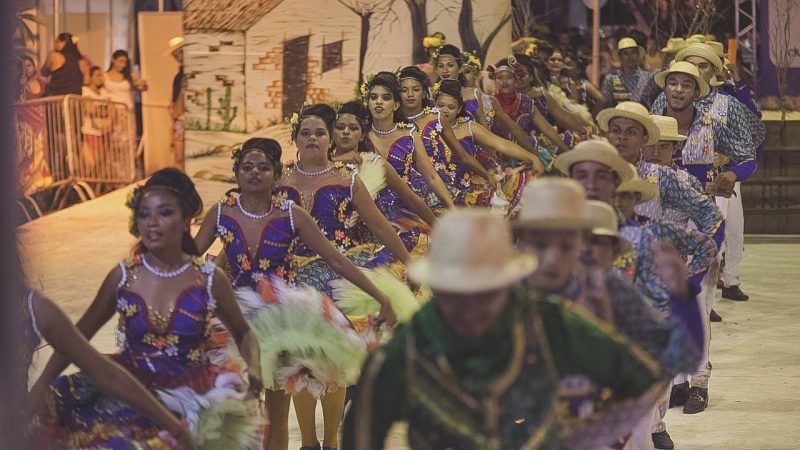 Cidade Junina atrai famílias ao Shopping Rio Poty