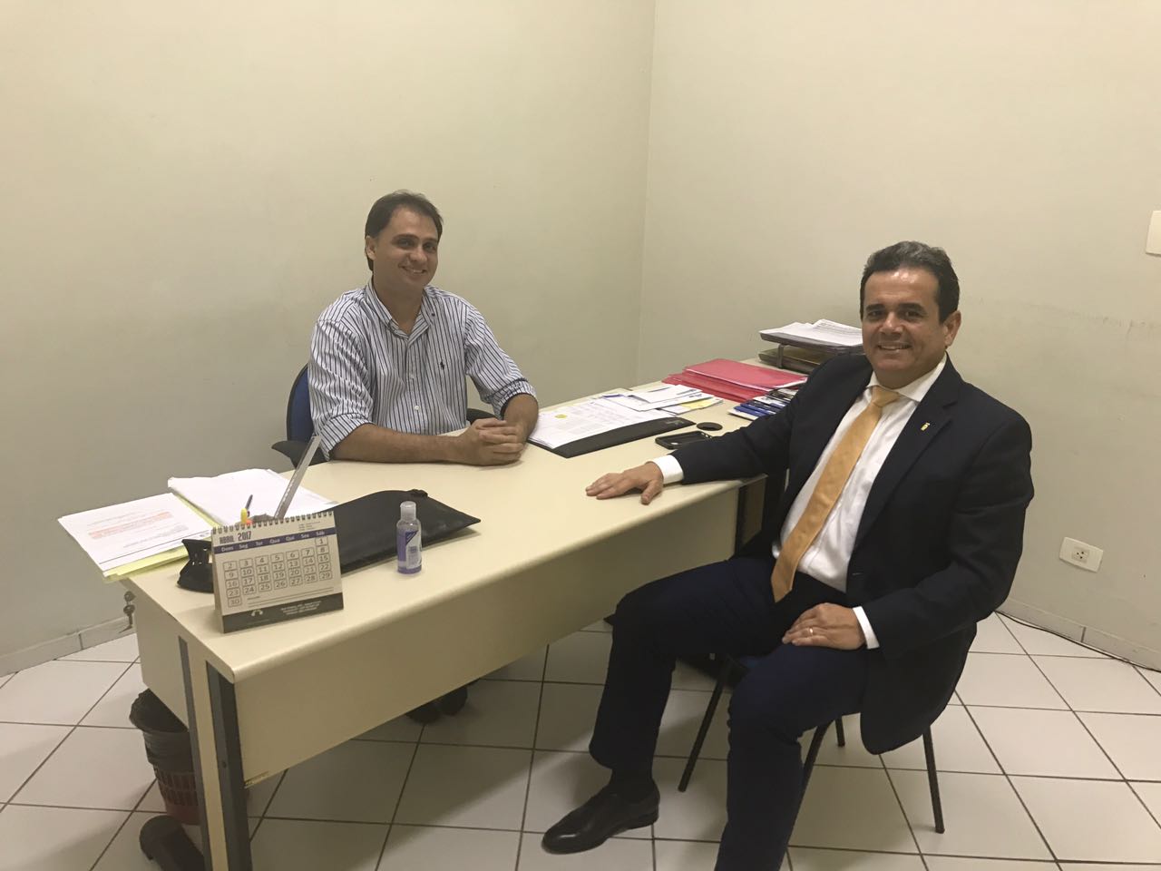 Secretário acompanha convênio de R$ 1 milhão para abastecimento em Teresina