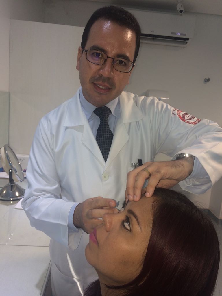 Lentes de contato podem ser usadas mesmo por quem tem alergia