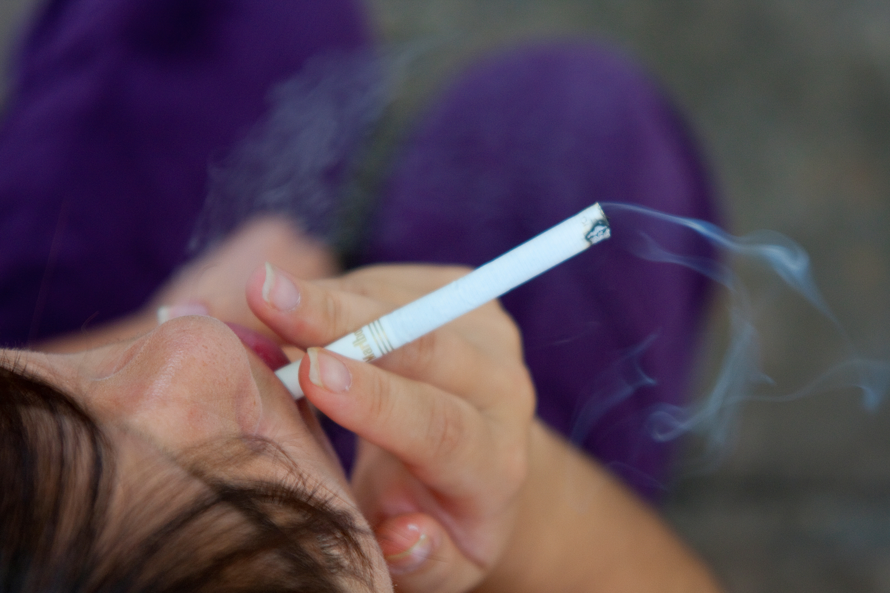 Médica alerta para os riscos do tabagismo