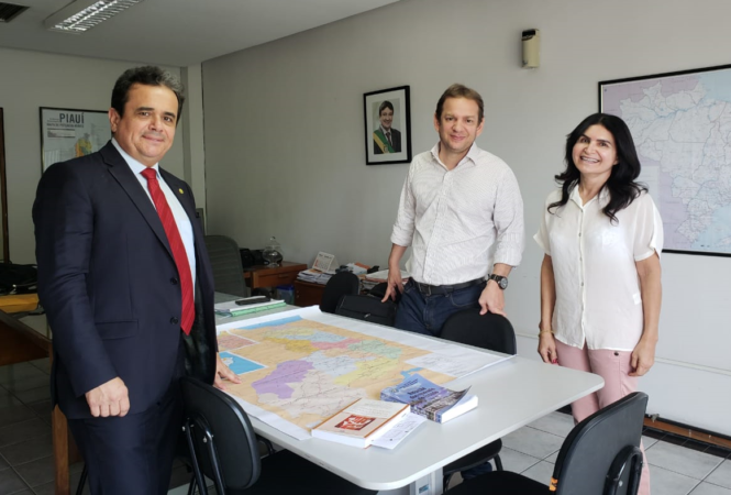 Henrique Pires e Regina Coeli cobram obras para a cidade de Pio IX