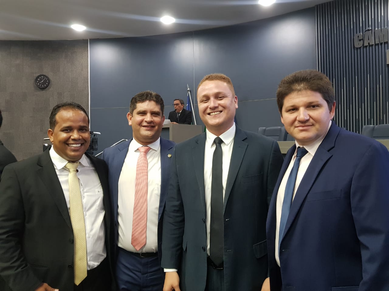 Vereadores de Teresina firmam parcerias administrativas