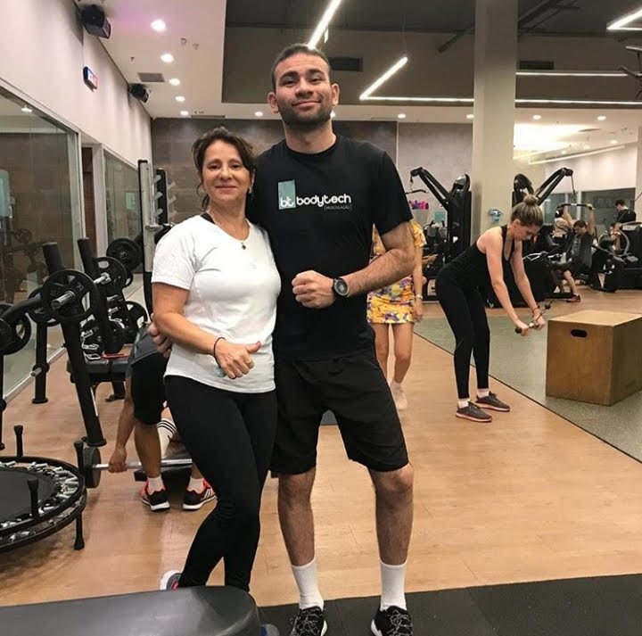 OUTUBRO ROSA: UMA HISTÓRIA DE SUPERAÇÃO PARA INSPIRAR