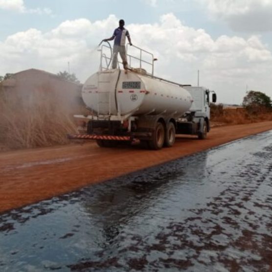 Produtores comemoram início de obras na PI-392