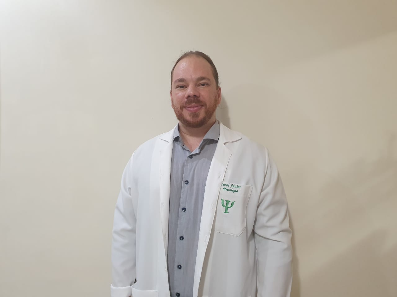 Medo do desconfinamento deve ser monitorado pelos pais, alerta psicólogo