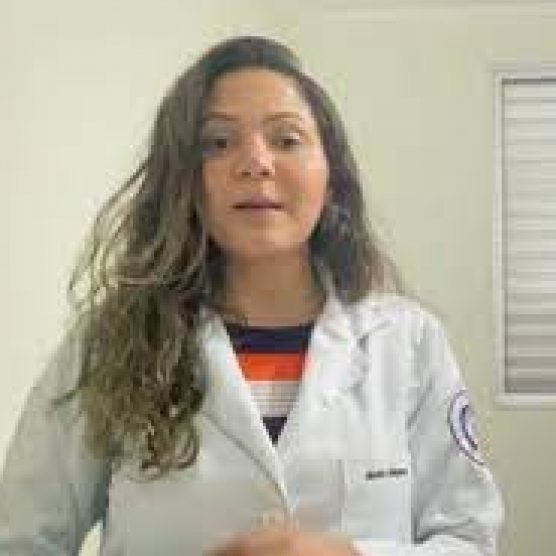 Fonoaudióloga explica sobre os cuidados com a voz